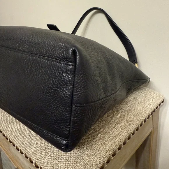 Tory Burch Hobo Shoulder Bag in black - Picture 6 of 15